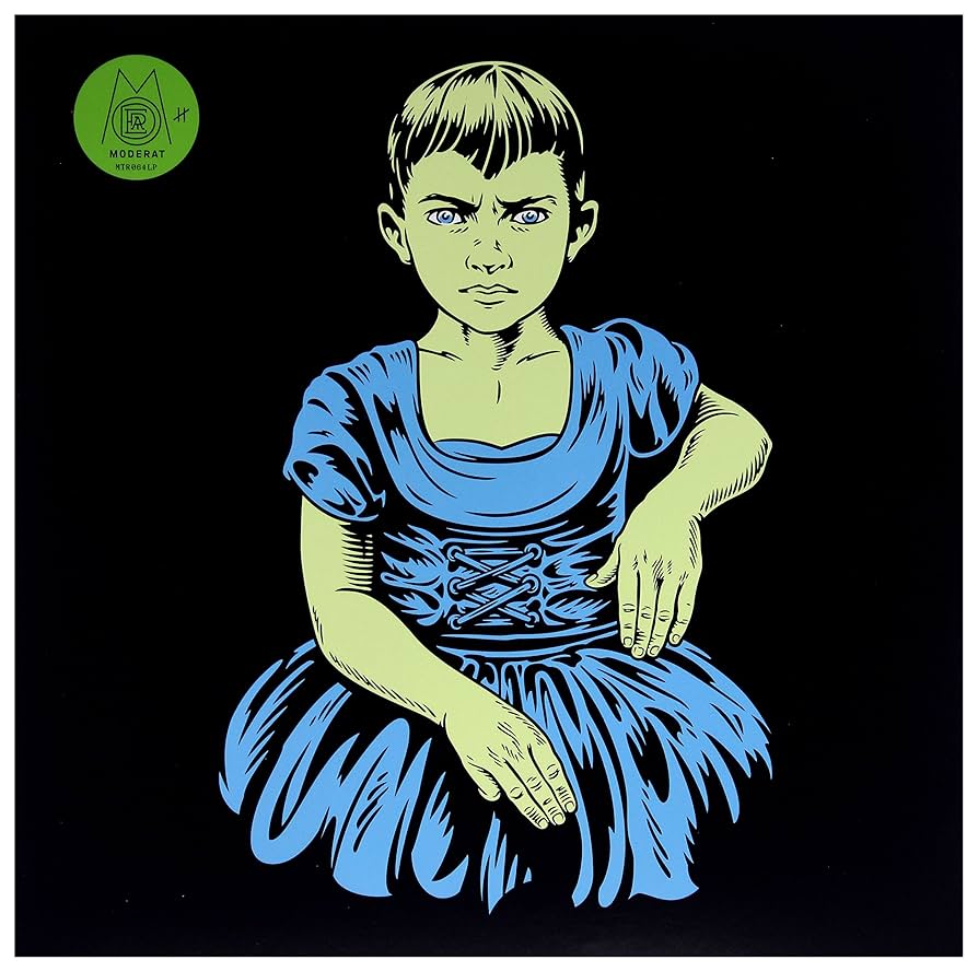 Moderat - III
